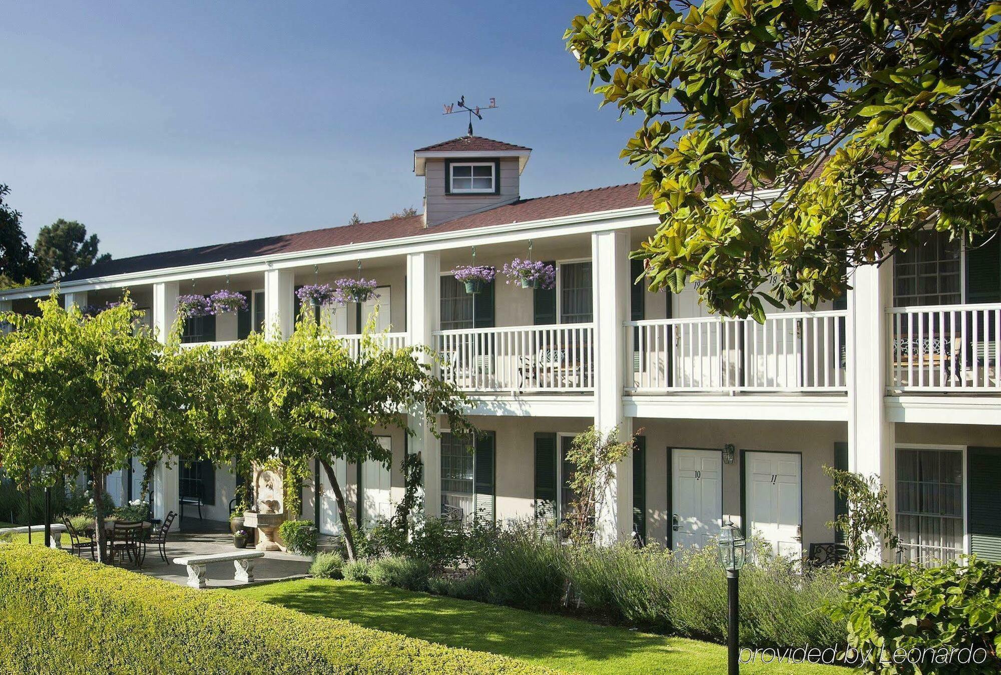 Lavender Inn By The Sea Santa Barbara Exterior photo